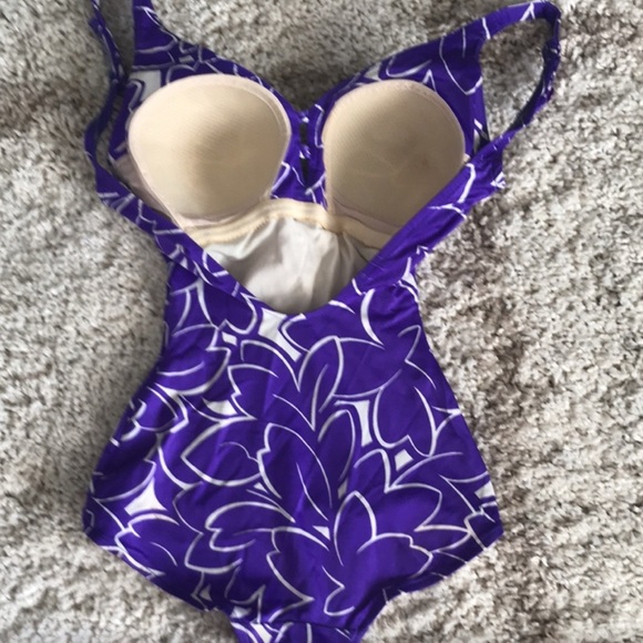 Vintage 70s Roxanne Pinup Purple Floral Romper One Piece Swimsuit - Picture 6 of 10